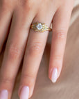 Sublime Diamond Ring with a Round Cut Diamond and Halo