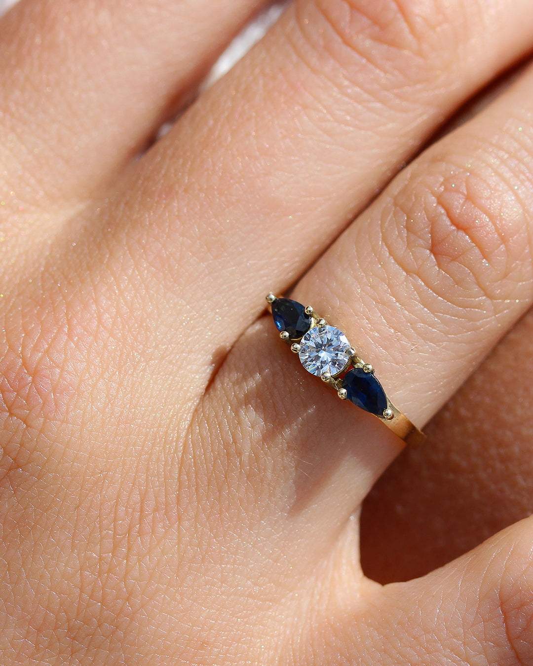 Blues Sapphire and Diamond Ring