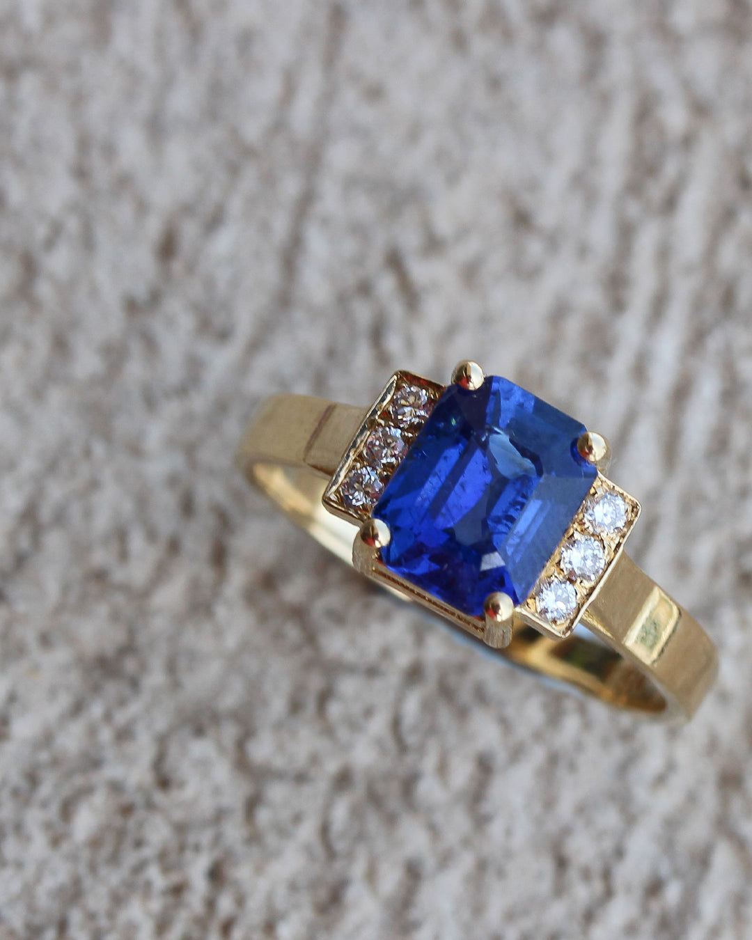 NBS 1920&#39;s Sapphire and Diamond Ring