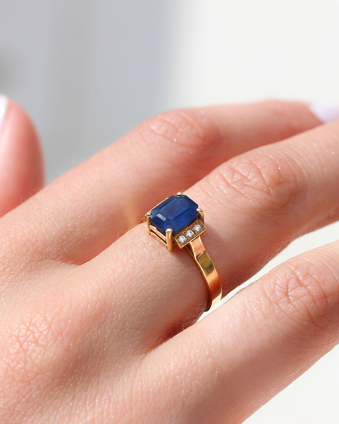 NBS 1920&#39;s Sapphire and Diamond Ring