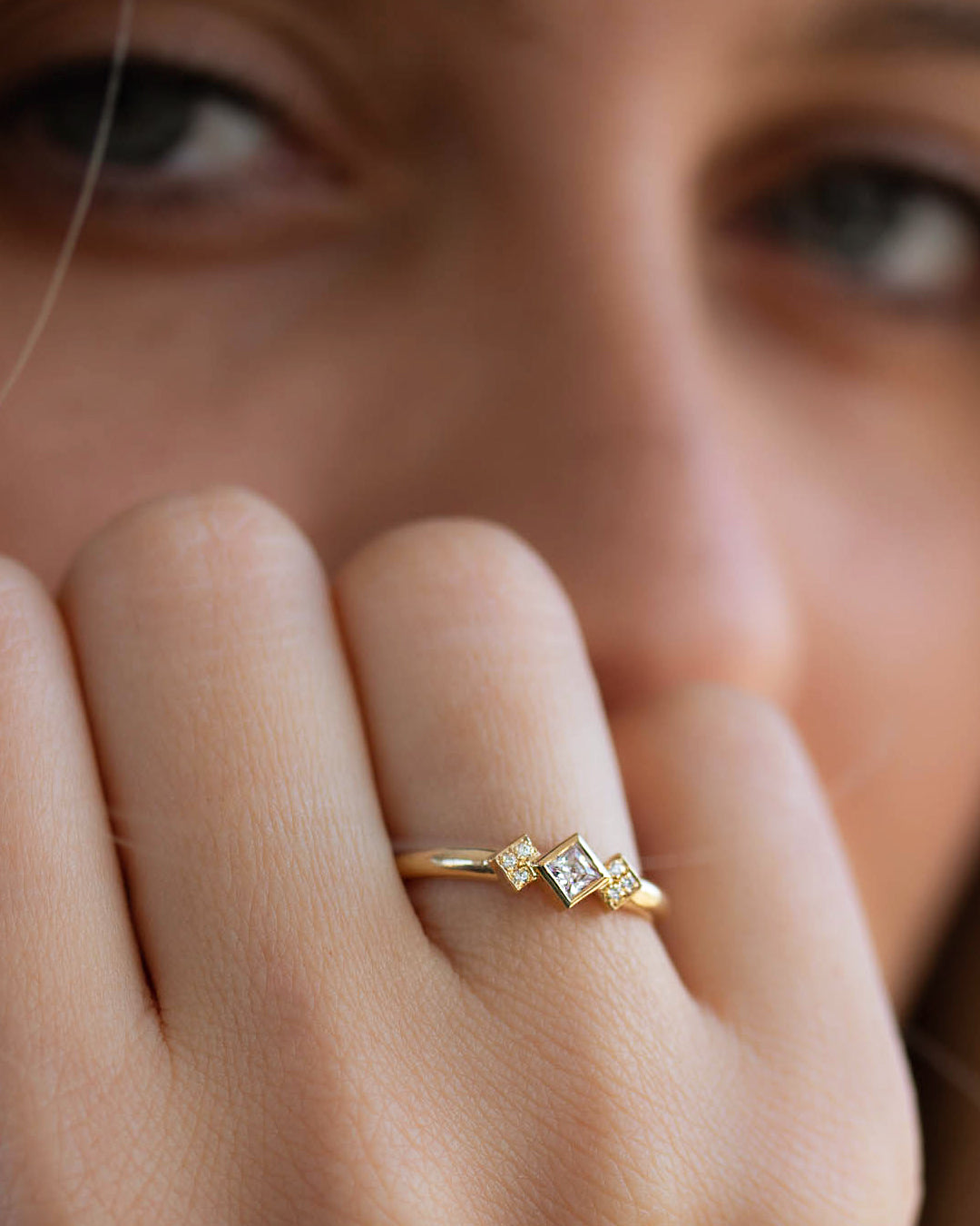 Buying Tips: Princess Cut Diamond Engagement Ring